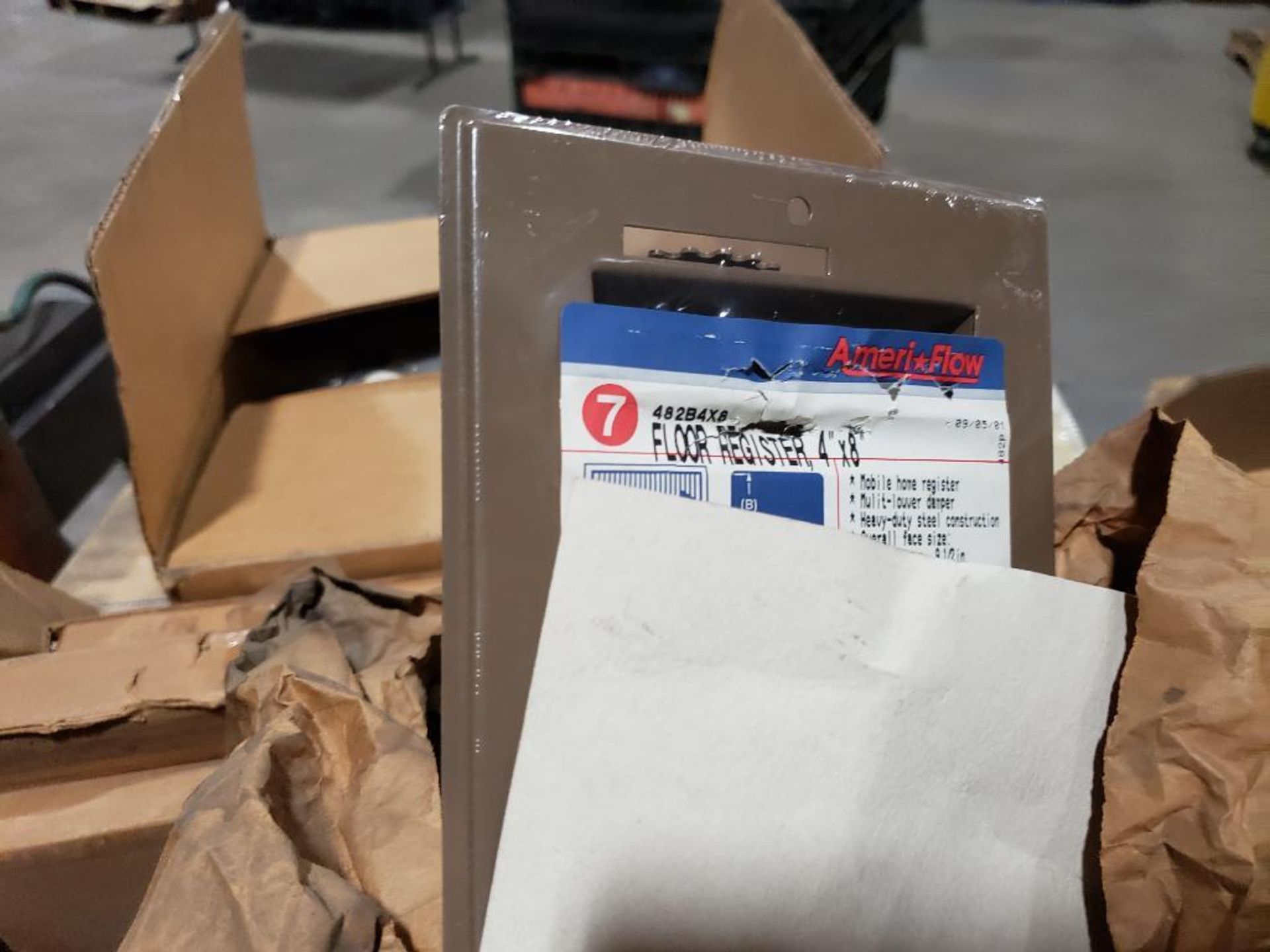 Pallet of assorted vents and hardware. - Image 14 of 18