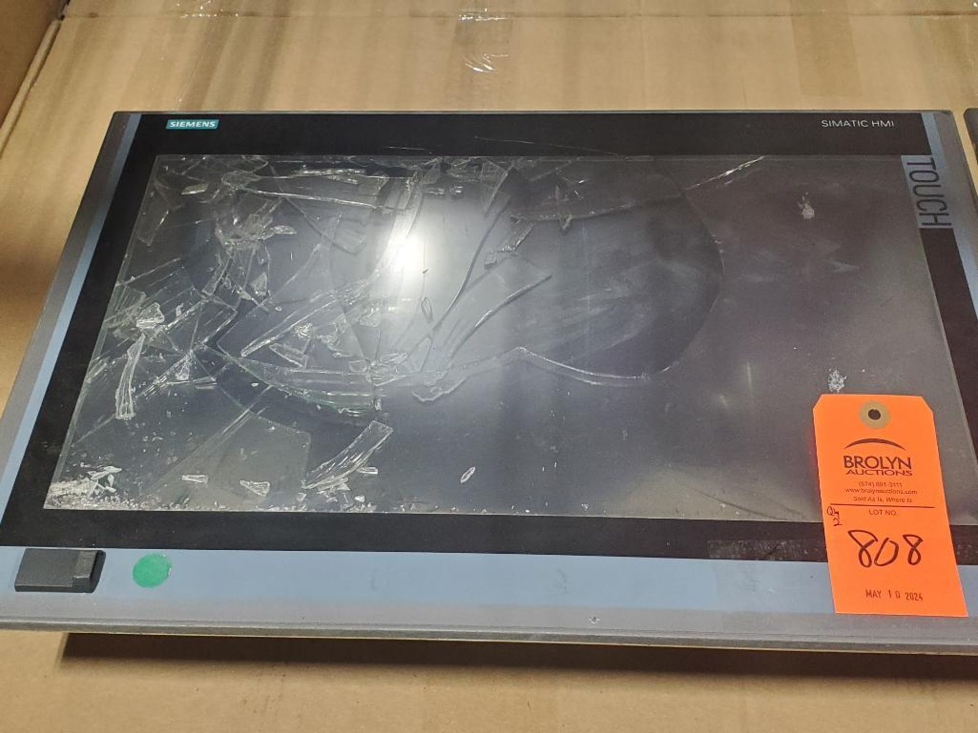 *Parts / Repairable* - Qty 2 - Siemens touch panels. - Image 3 of 13