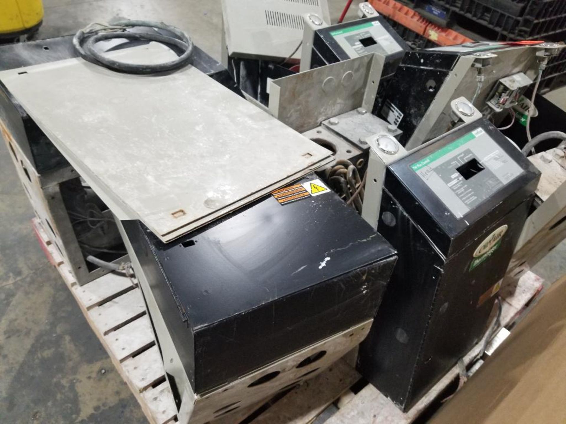*Parts / Repairable* - Pallet of assorted Conair chillers. - Image 11 of 13
