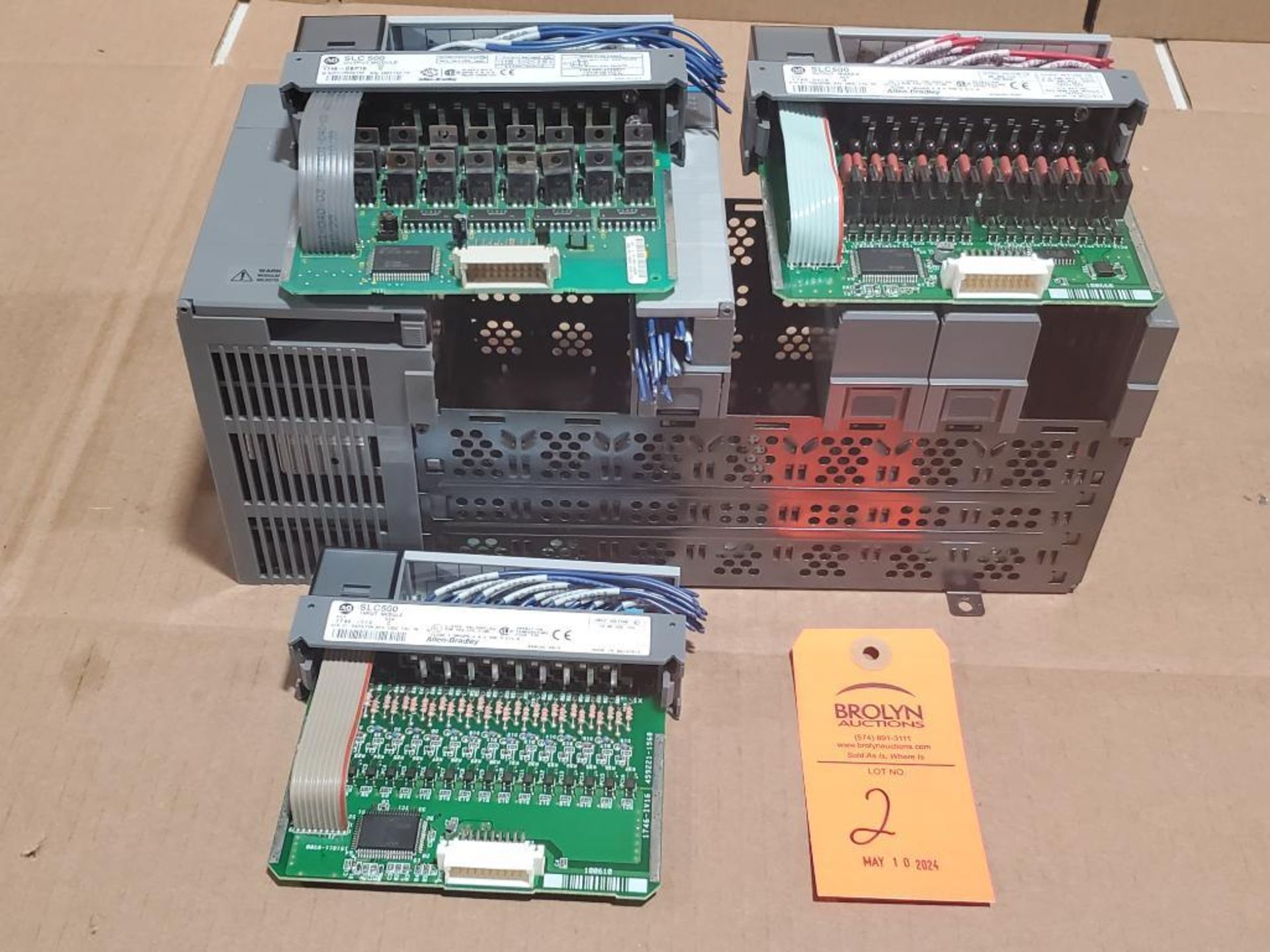 Allen Bradley SLC500 7-slot programmable controller rack with input/output cards. - Image 9 of 9
