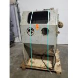 Sand blast cabinet. Dayton 1/3HP motor.