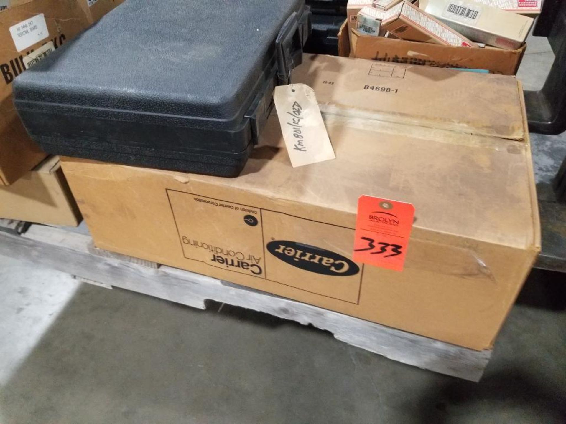 Pallet of assorted parts and hardware. - Image 2 of 12