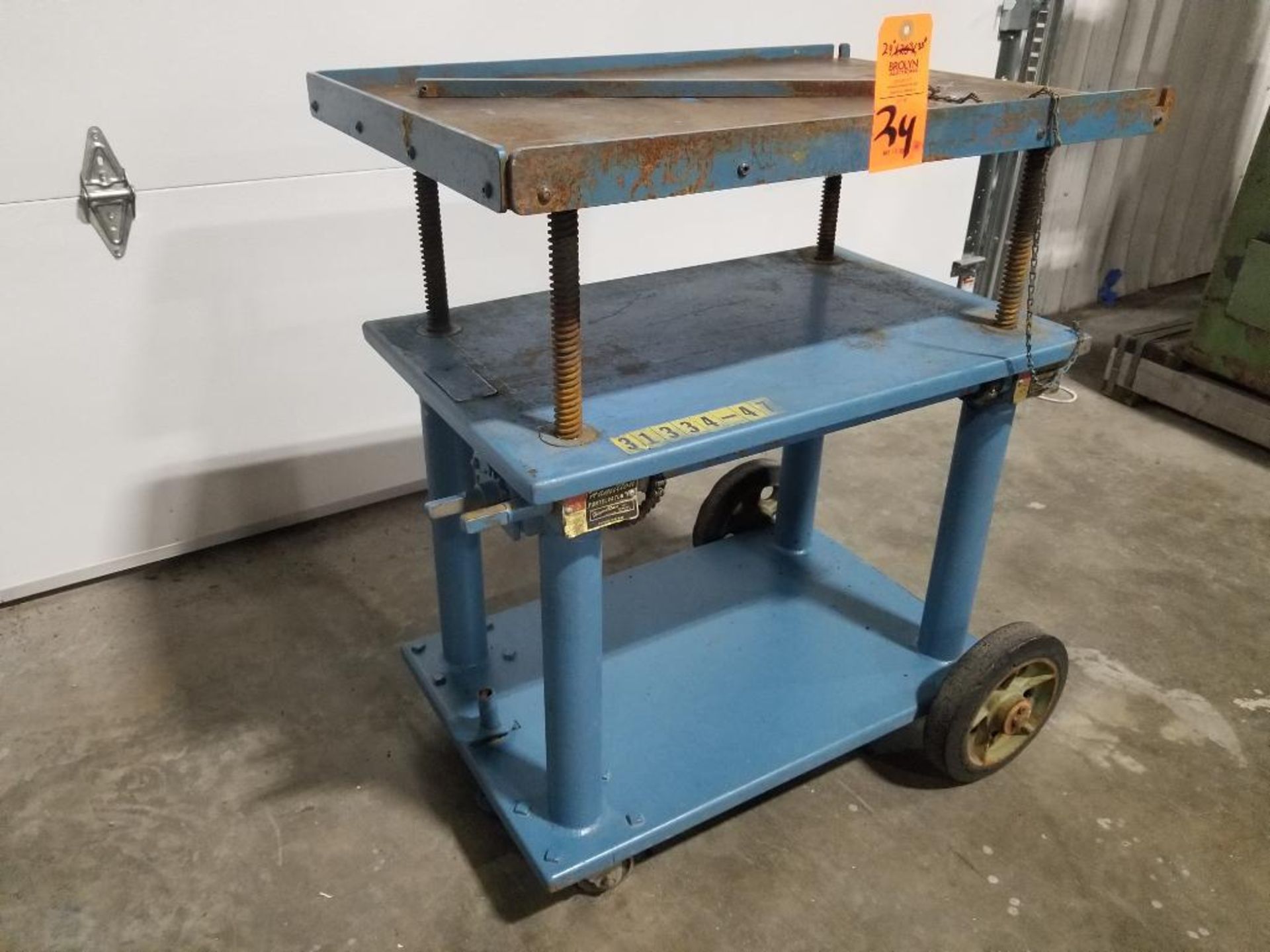 Hamilton portelvator Style-15 lift table. 1500 Cap. 29x20x35 LxWxH. - Image 2 of 11