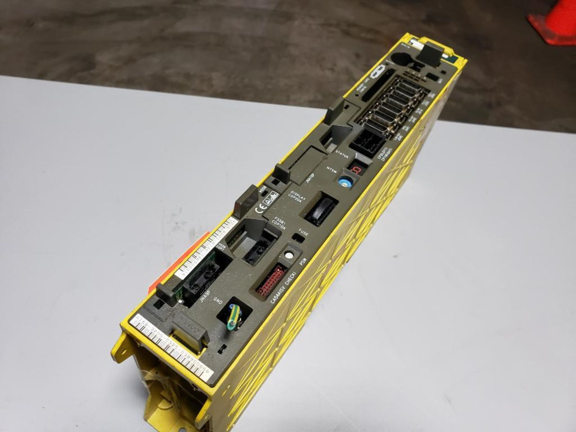 Fanuc PLC rack with A16B-3200-0325. - Image 4 of 5