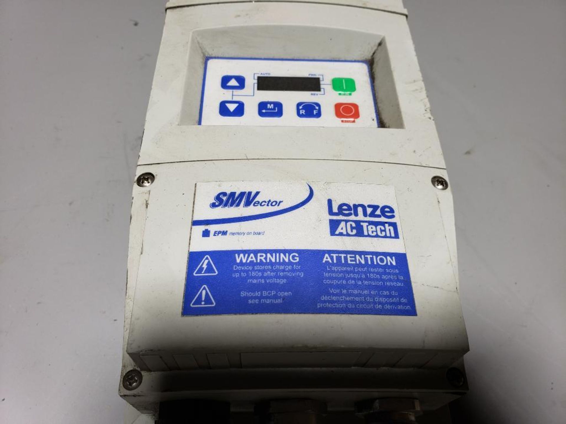 Lenze AC Tech SMVector drive. Part number ESV371N04TMC. - Image 2 of 3