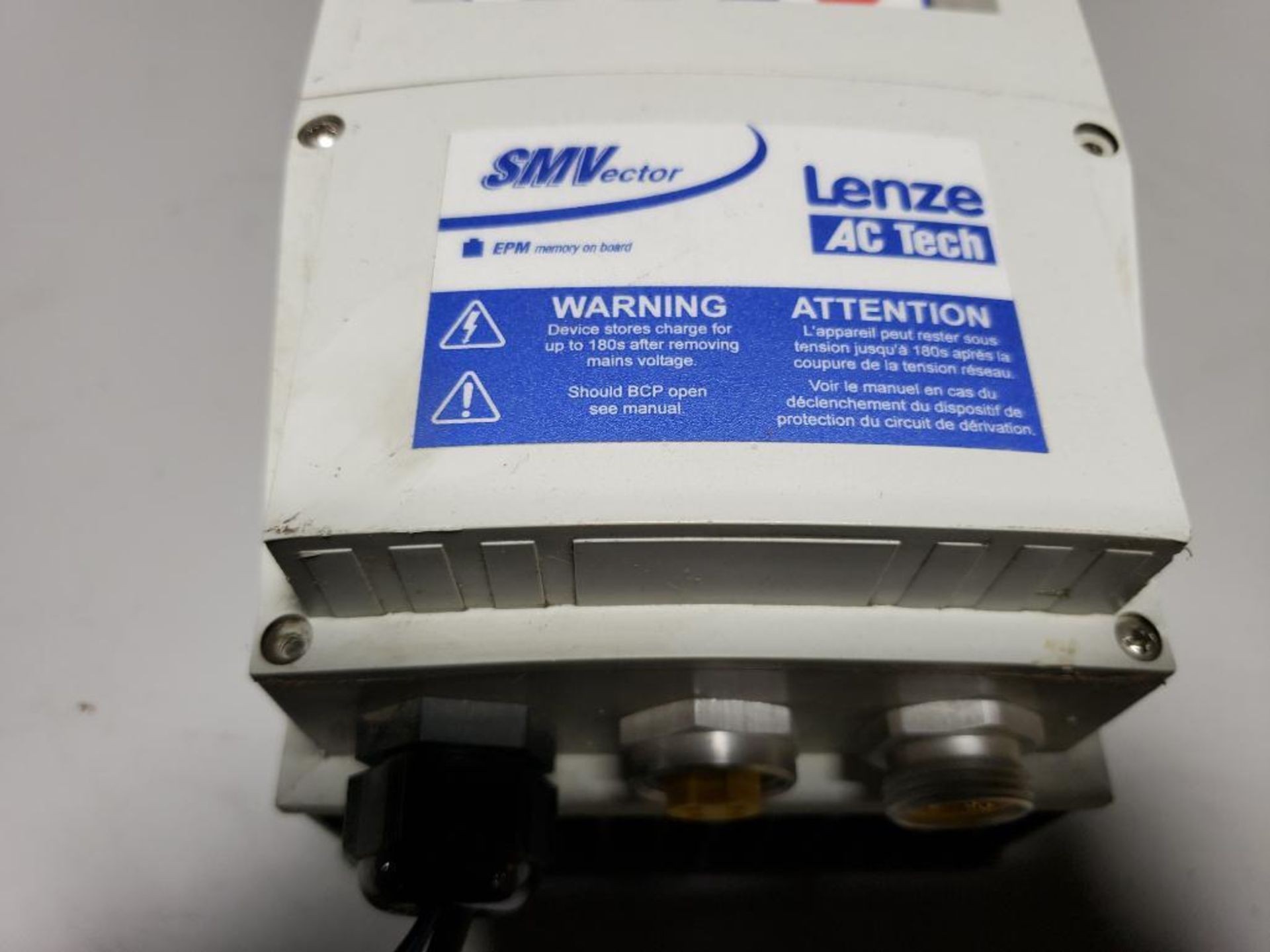 Lenze AC Tech SMVector drive. Part number ESV112N04TMC. - Image 2 of 5