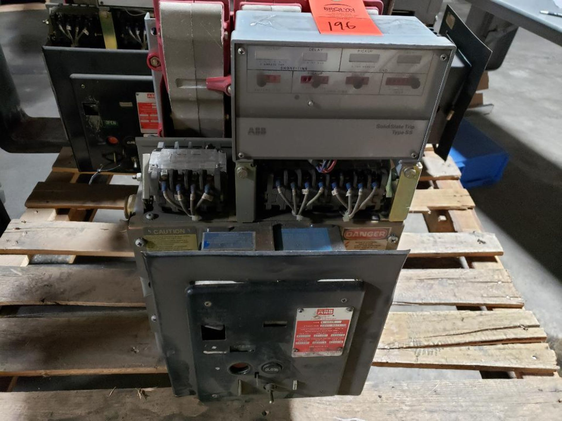 800 amp ABB power circuit breaker. Type K800S.