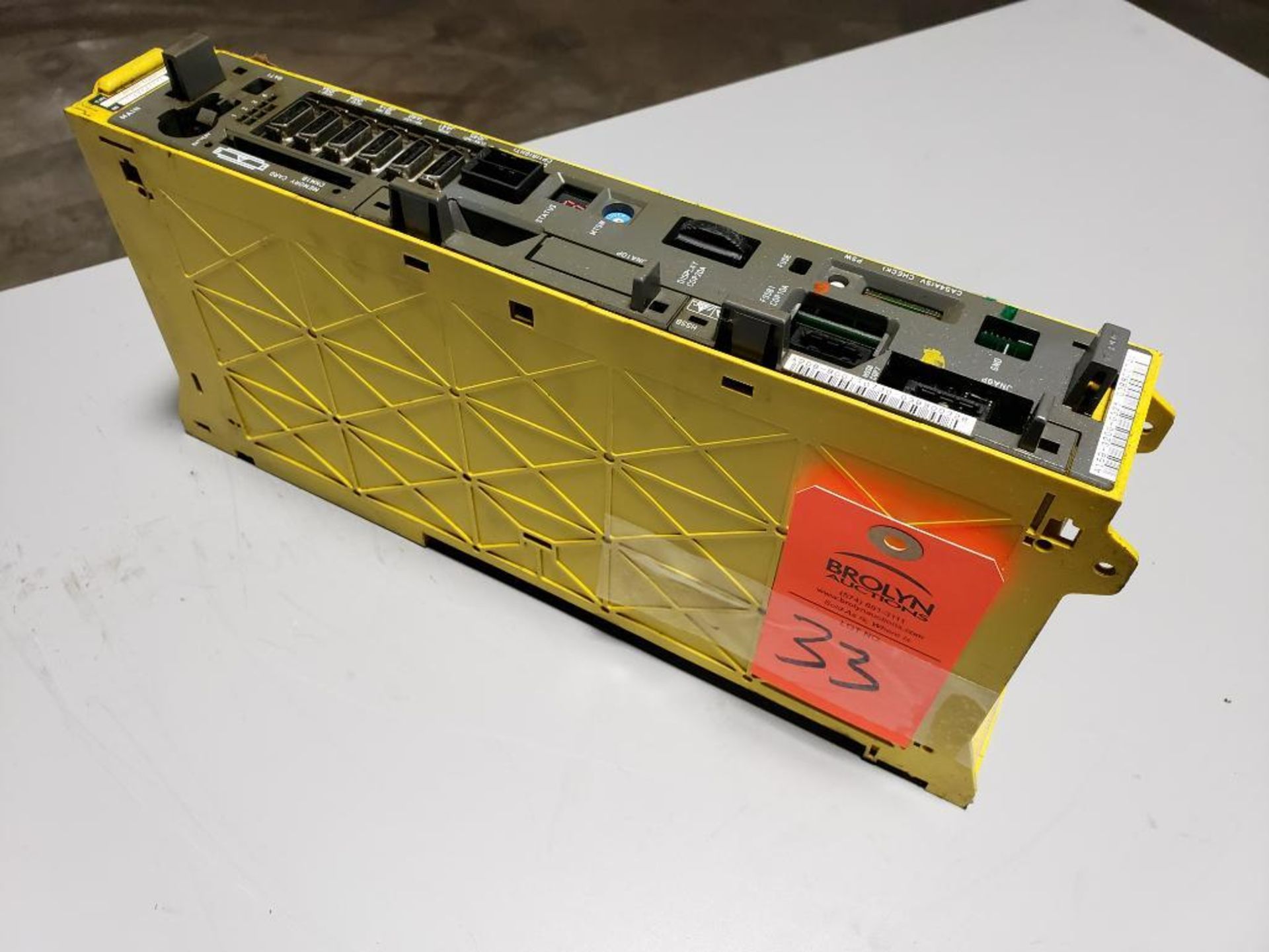 Fanuc PLC rack with A16B-3200-0325. - Image 7 of 8