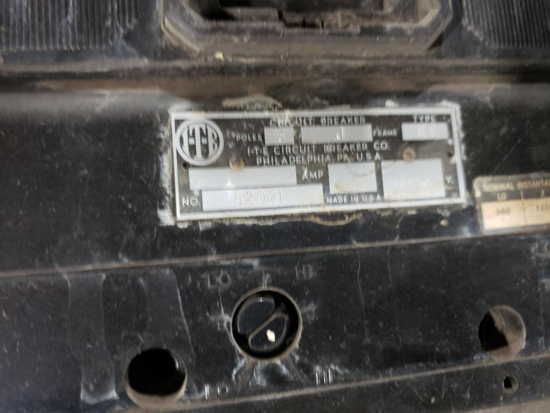 Qty 4 - ITE 3 pole J frame type ET molded case breaker. - Image 3 of 6
