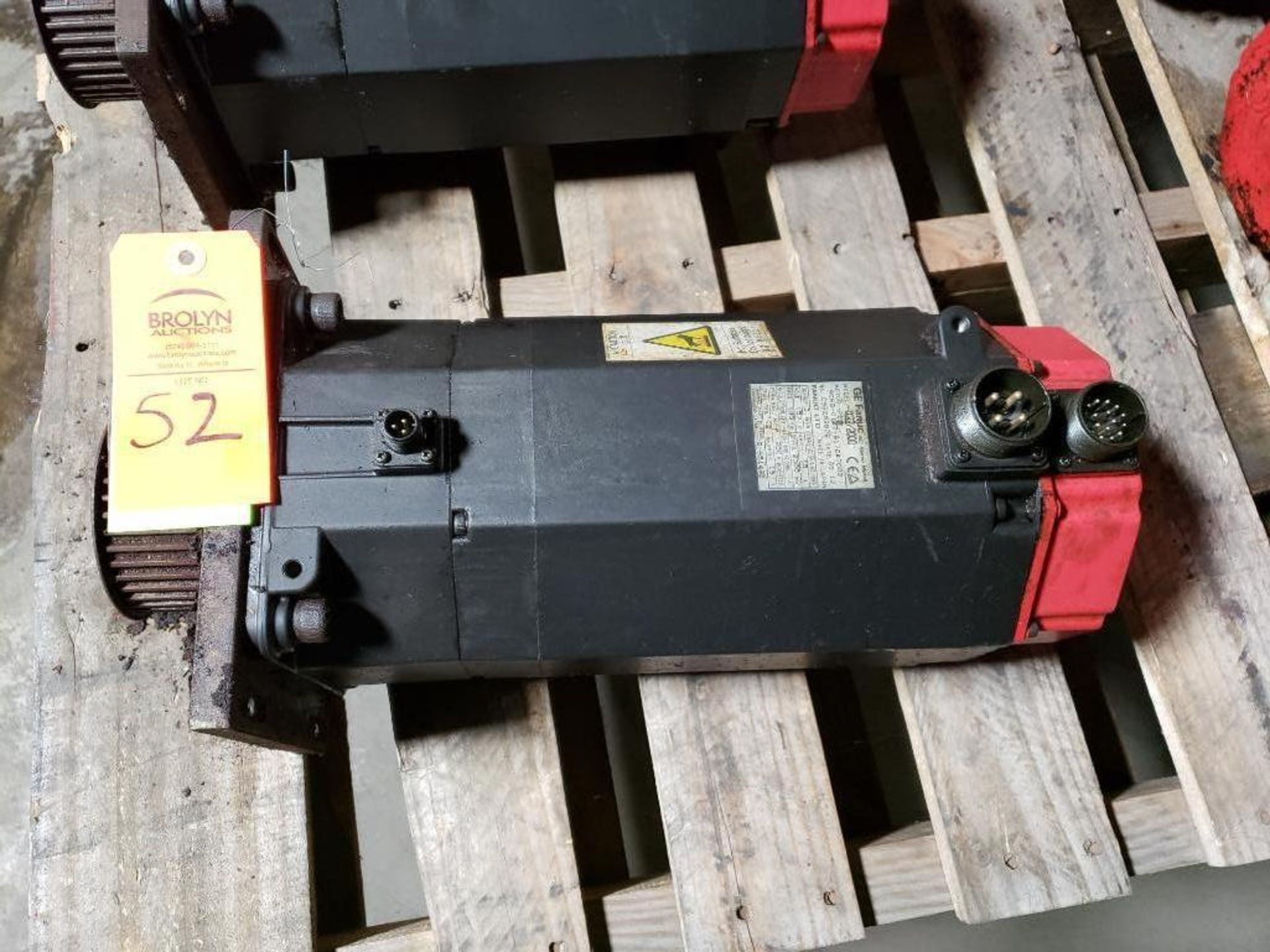 Fanuc AC servo motor. Part number A06B-0147-B176. - Image 2 of 3