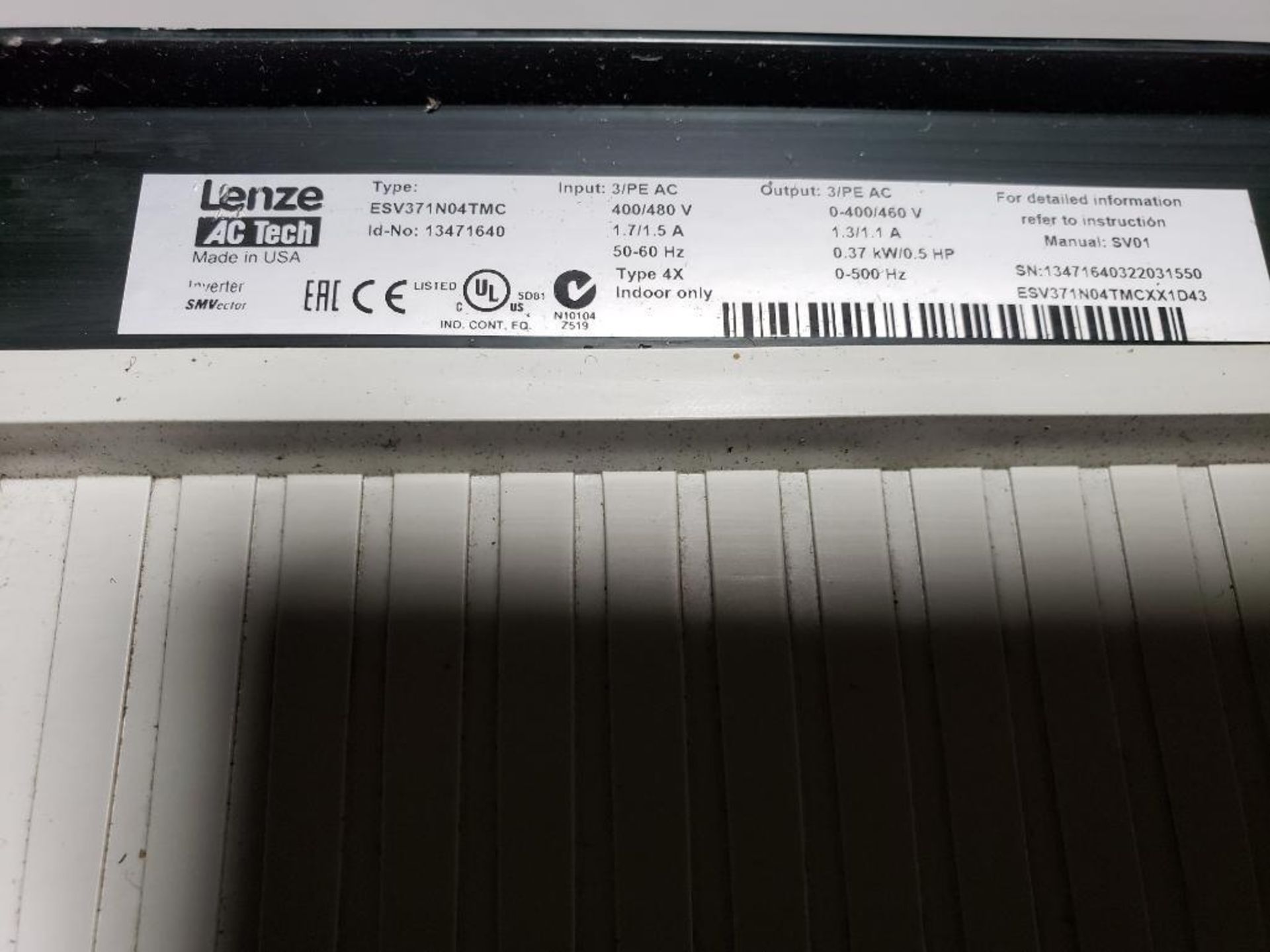 Lenze AC Tech SMVector drive. Part number ESV371N04TMC. - Image 3 of 3