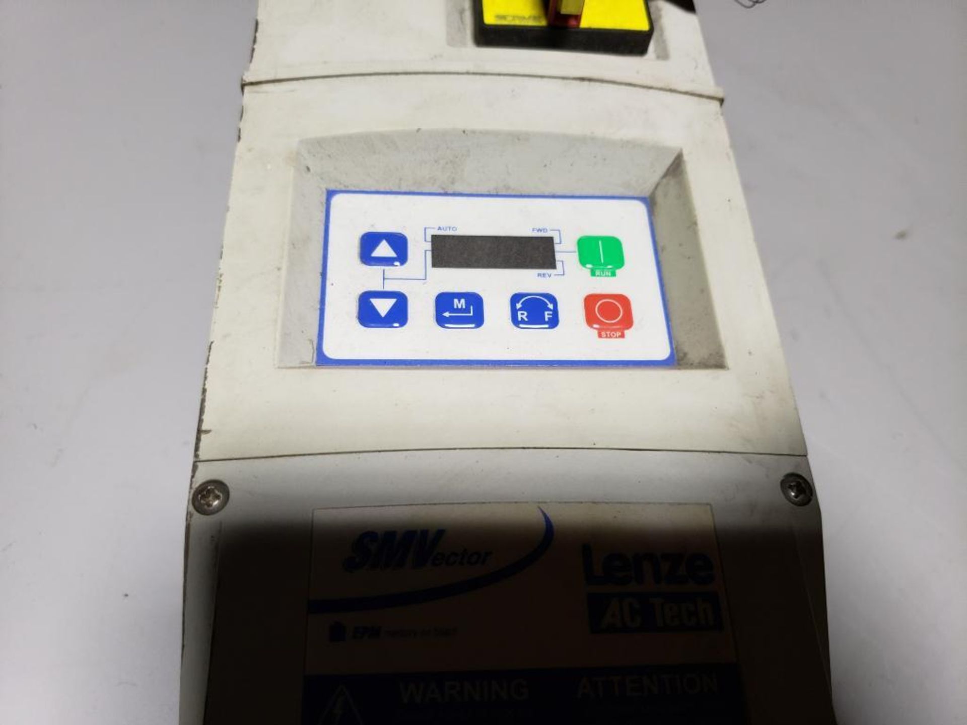 Lenze AC Tech SMVector drive. Part number ESV371N04TMC. - Image 3 of 5