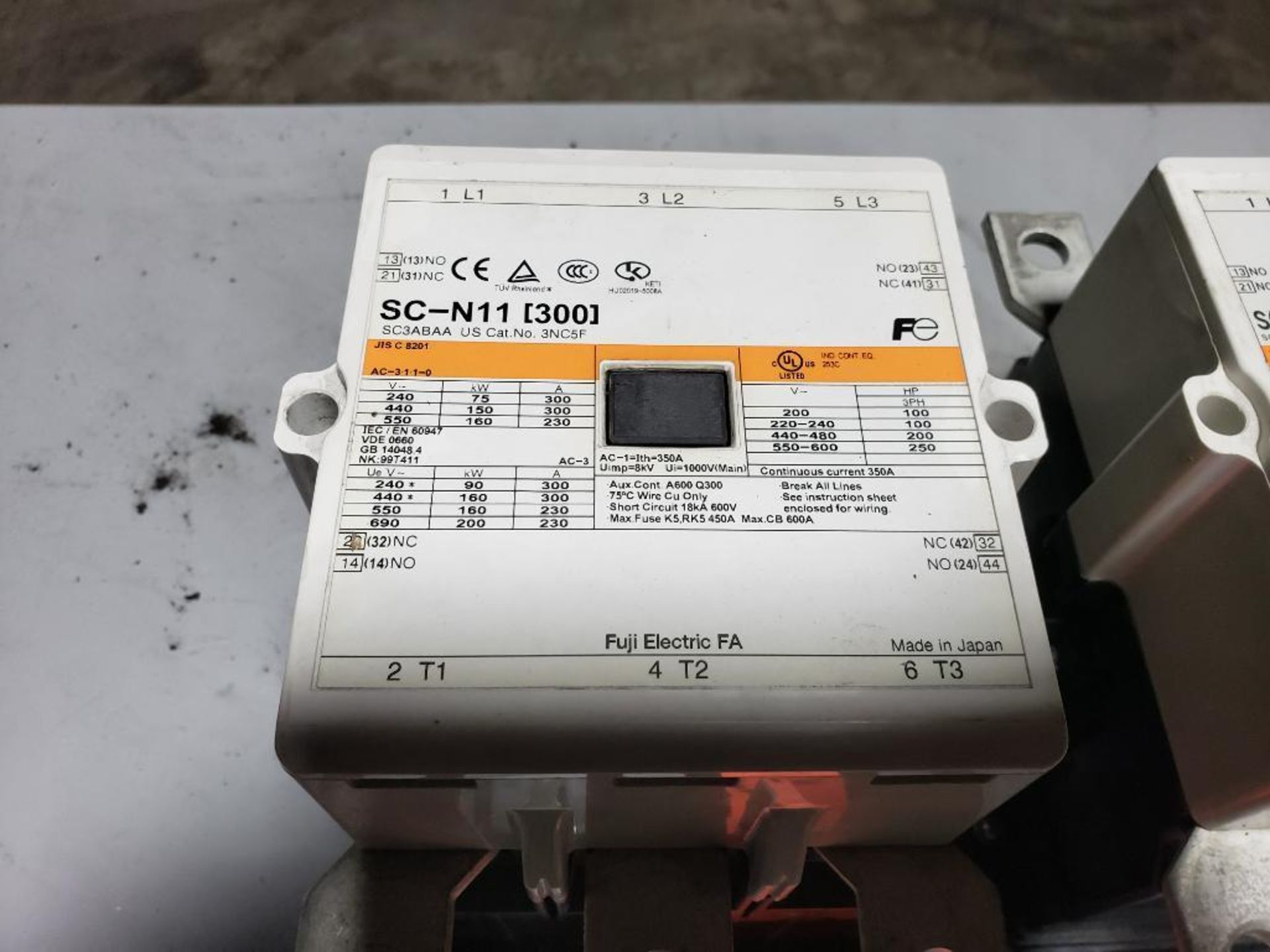 Qty 2 - Fuji contactor. Part number SC-N11. - Image 2 of 6