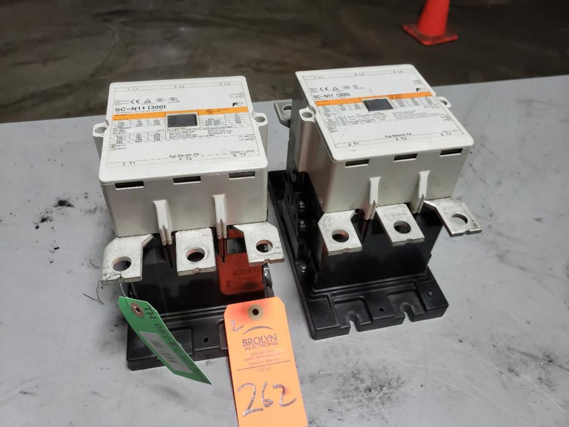 Qty 2 - Fuji contactor. Part number SC-N11. - Image 6 of 6