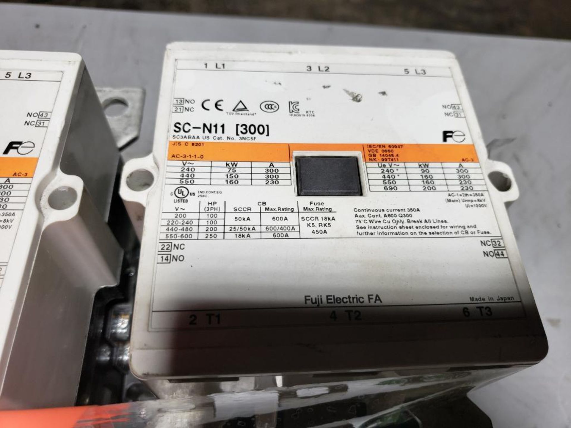 Qty 2 - Fuji contactor. Part number SC-N11. - Image 2 of 5