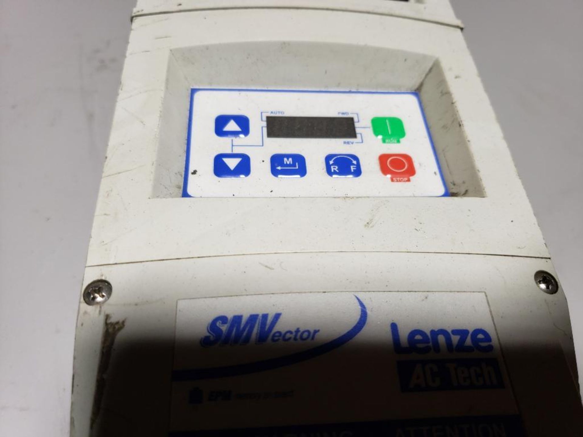 Lenze AC Tech SMVector drive. Part number ESV371N04TMC. - Image 3 of 5