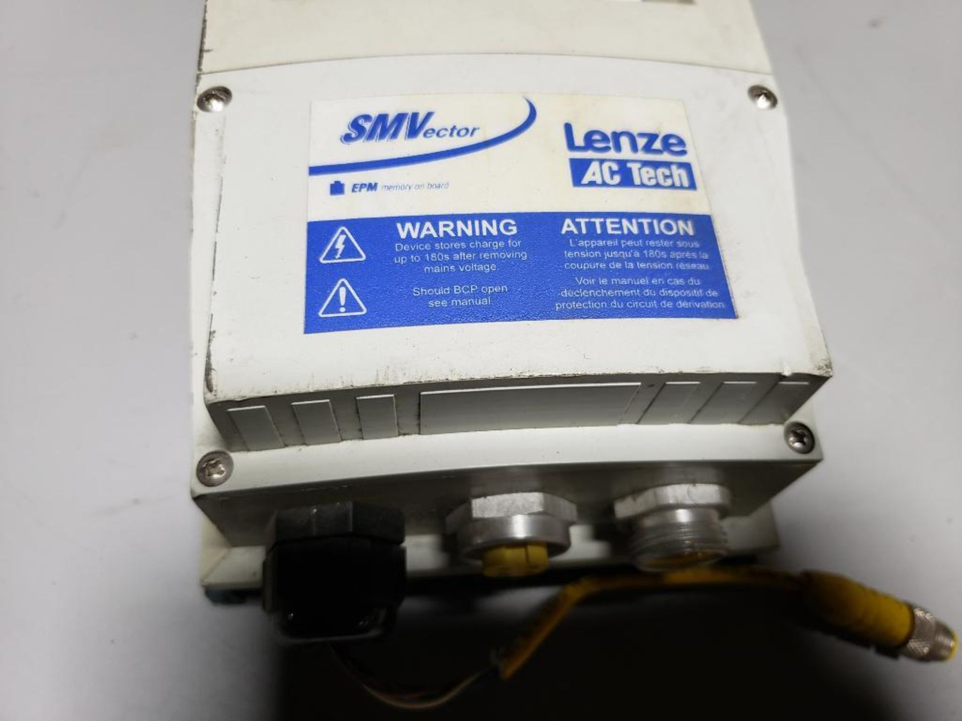 Lenze AC Tech SMVector drive. Part number ESV371N04TMC. - Image 2 of 5