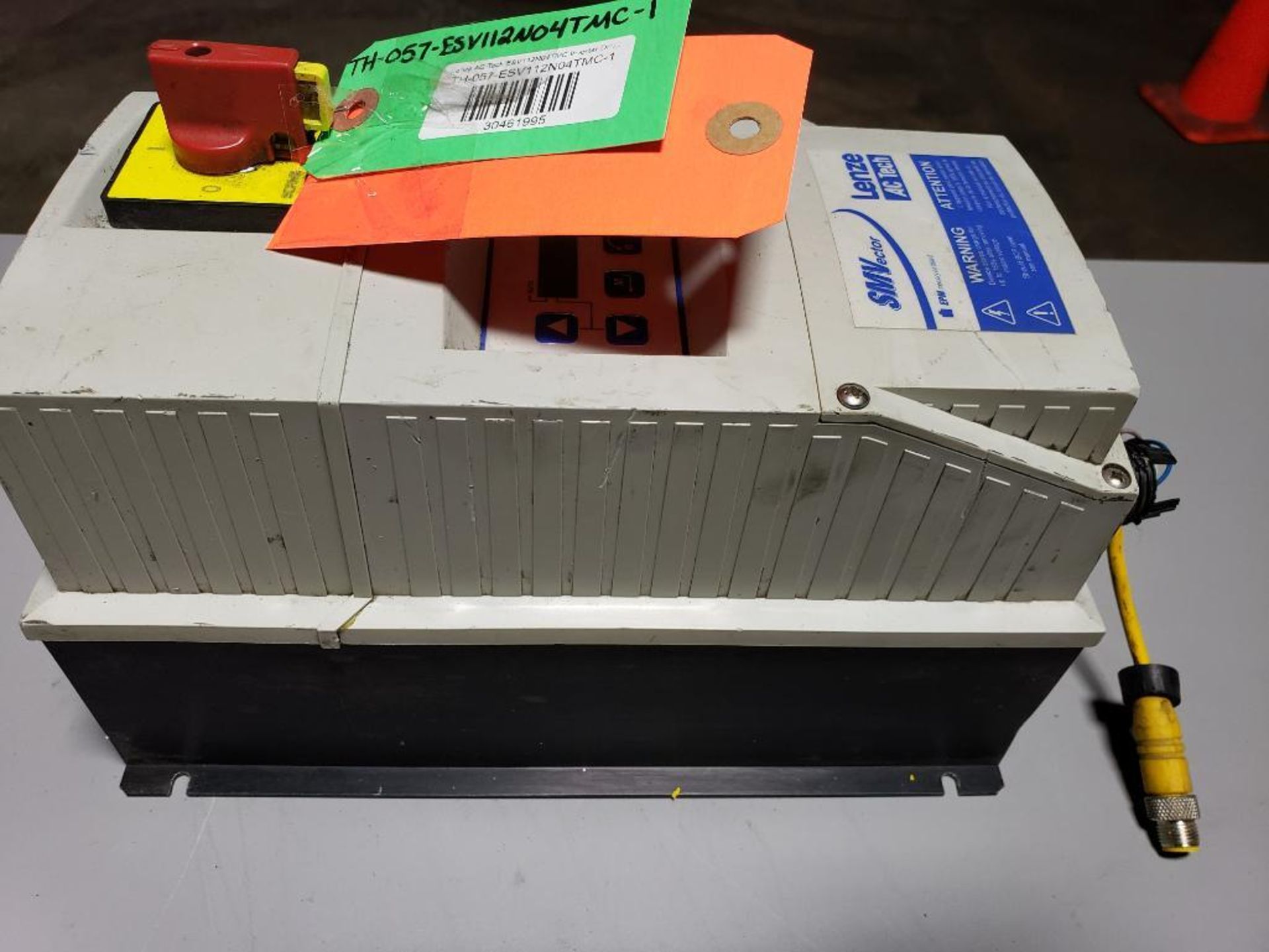 Lenze AC Tech SMVector drive. Part number ESV112N04TMC. - Image 4 of 4