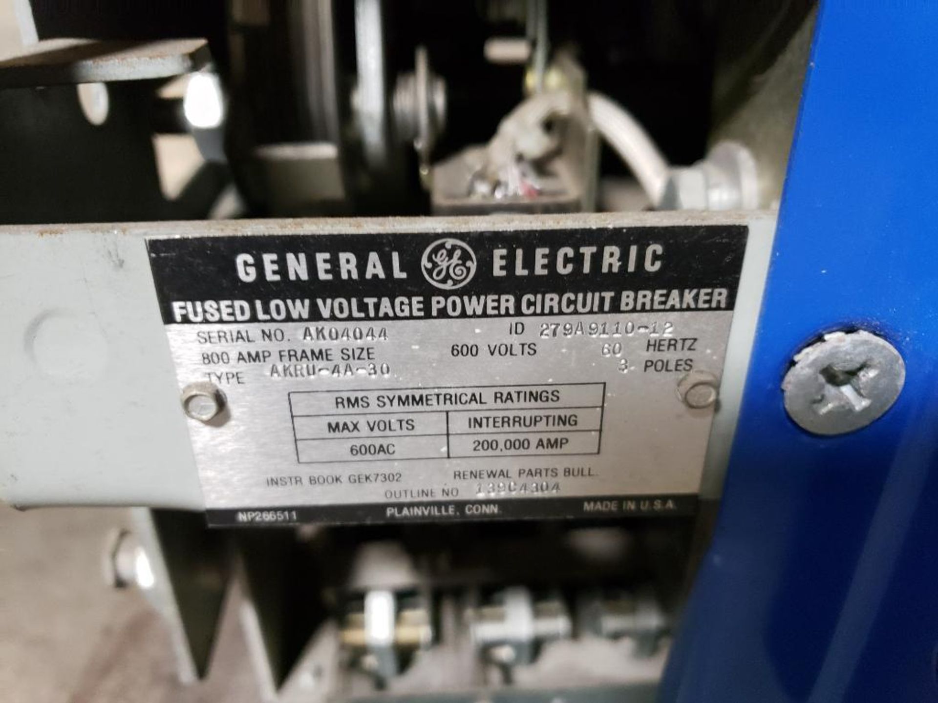 800 amp GE circuit breaker. Type AKRU-4A-30. - Image 5 of 17