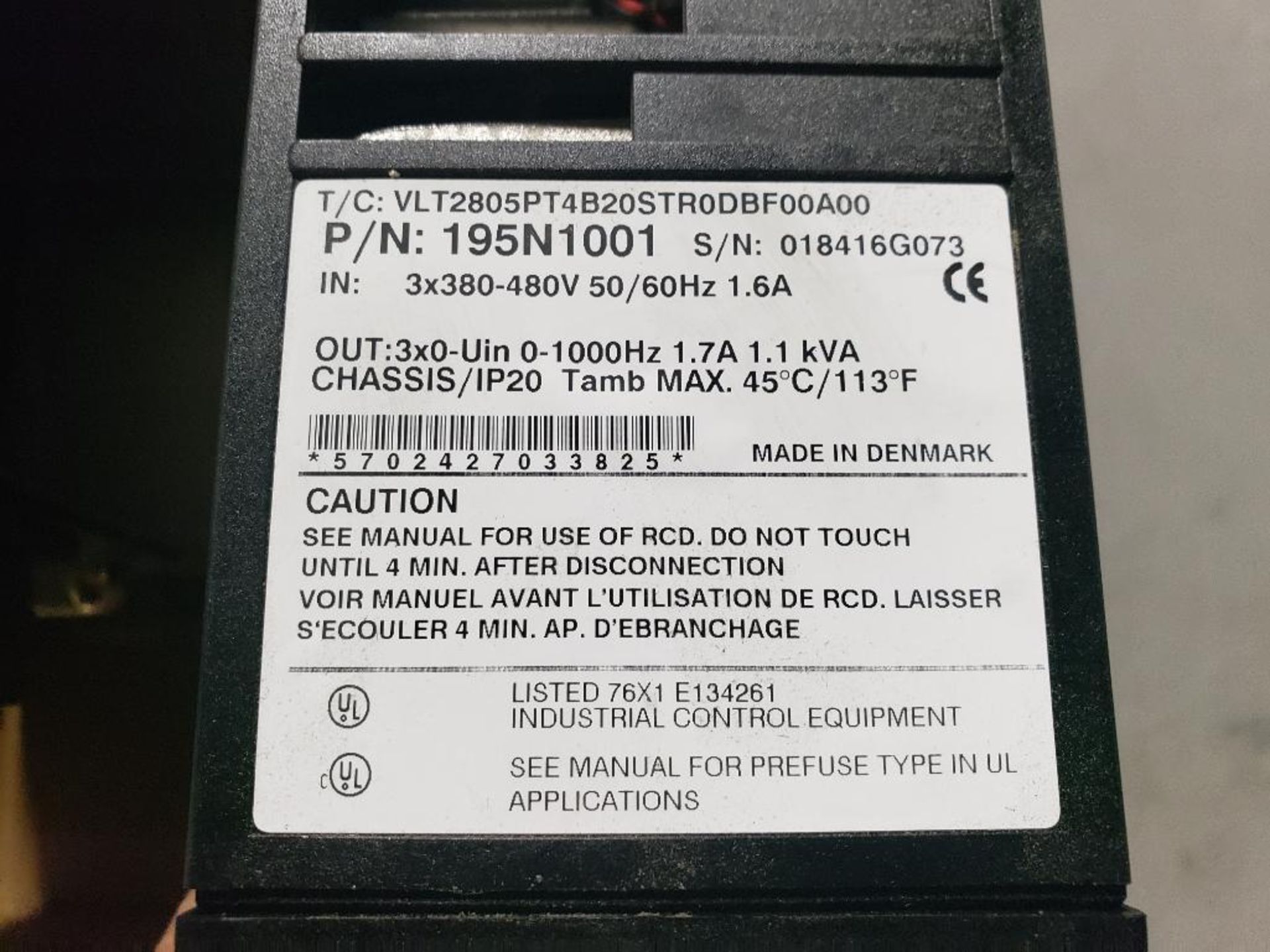 Qty 2 - Danfoss VLT-2800 frequency converter p/n: 195N1001. - Image 4 of 4