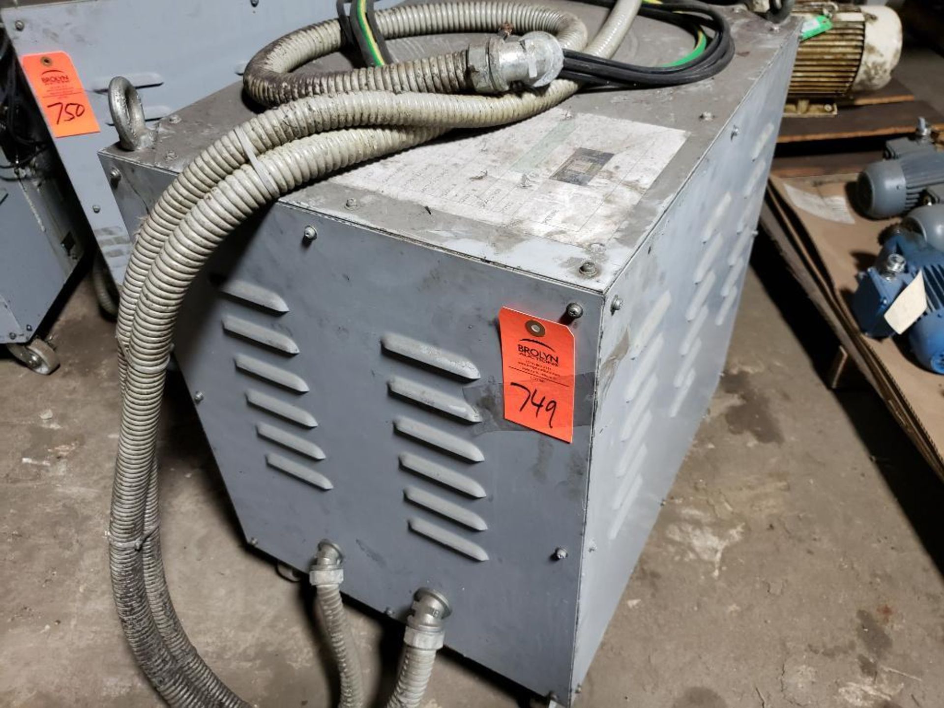 20.8k IMAI electric transformer. 3ph 460/480v primary.