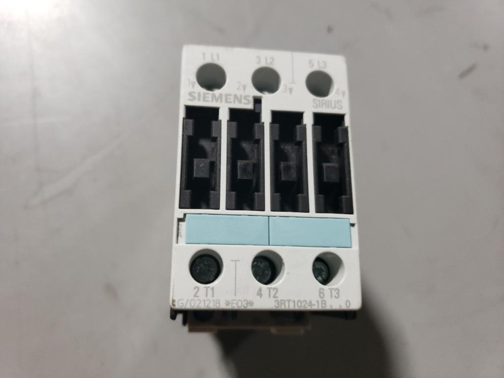Qty 23 - Siemens 3ZX1012-0RT02-1AA1 contactor. - Image 3 of 4