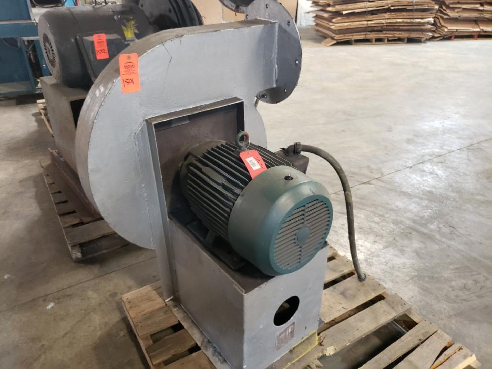 20hp Chicago Blower. Reliance Electric motor. 3ph 230/460v. 3525rpm. 256T frame.