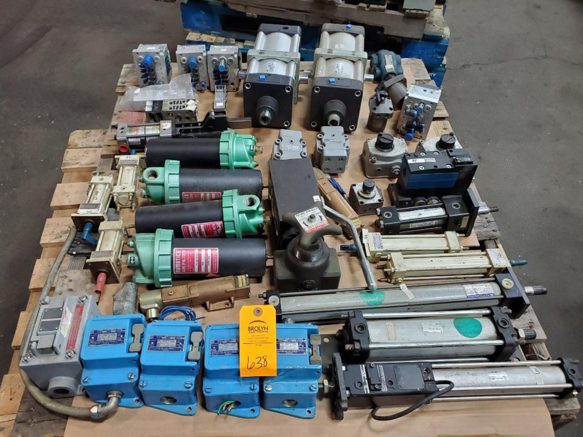 Full pallet - Assorted electrical and repair parts.