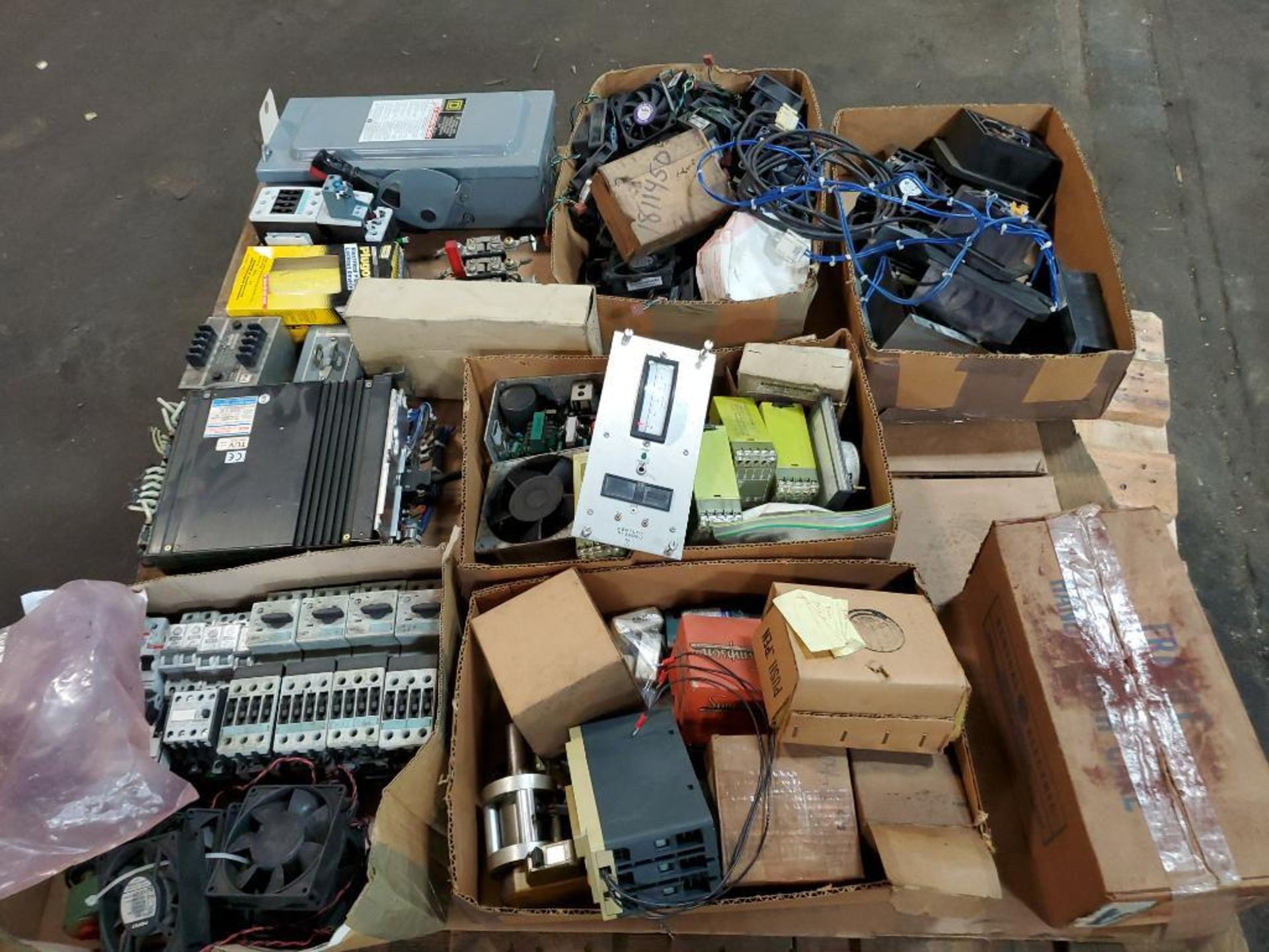 Assorted machine electrical and replacement parts. Hubbell, Square-D, Siemens, Toyoda. - Image 19 of 19