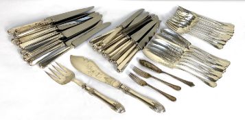 Assorted silver plate, including a set of fish knives, a pair of fish servers and related items (a