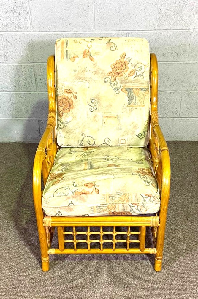 Assorted chairs, including a comfortable Bamboo conservatory armchair; three assorted kitchen chairs - Image 5 of 9