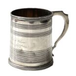 A William IV silver tankard, hallmarked London 1832, makers mark for John, Henry & Charles Lias,