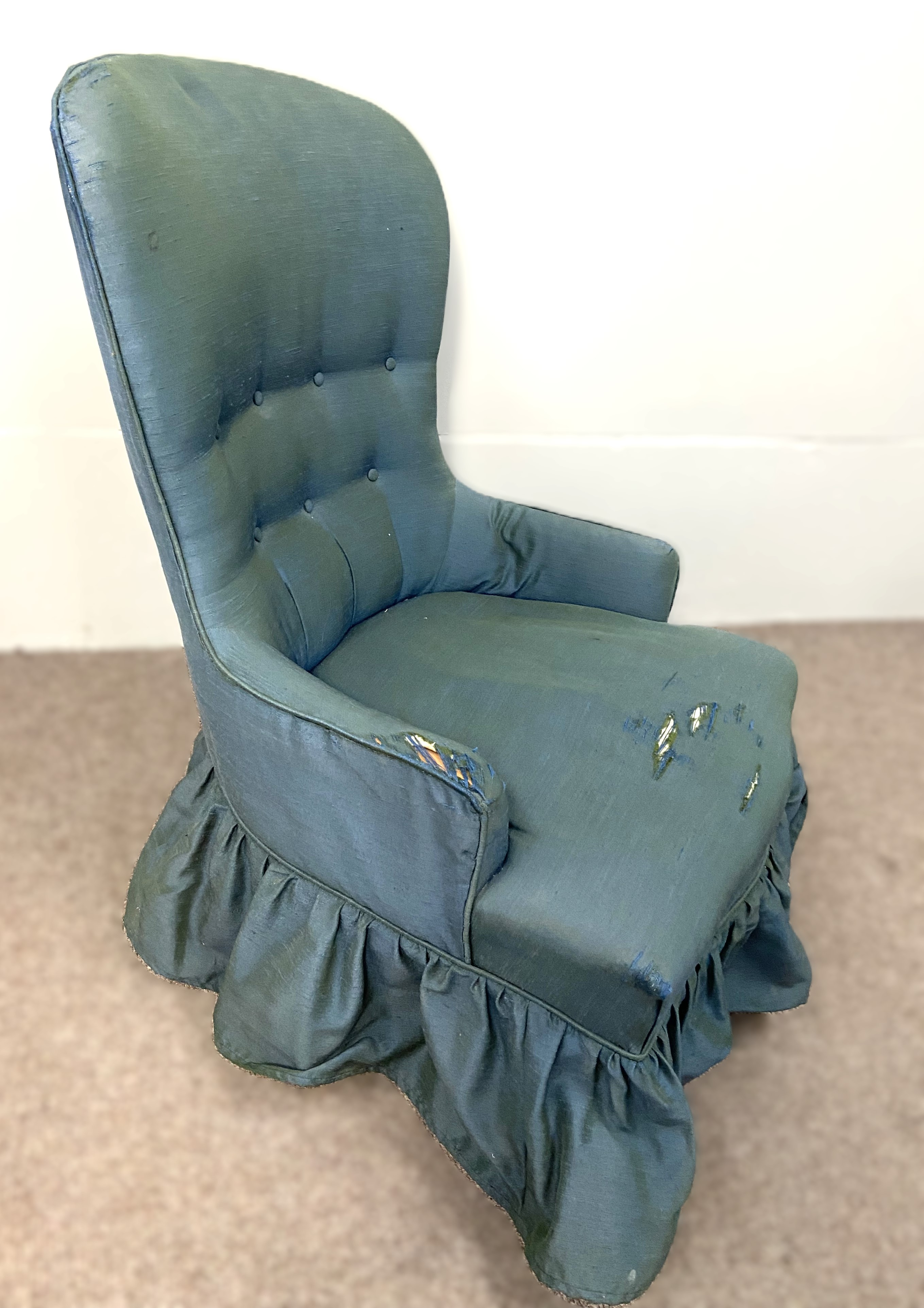 A small Victorian spoonback button upholstered bedroom armchair, currently upholstered in blue; - Image 5 of 5