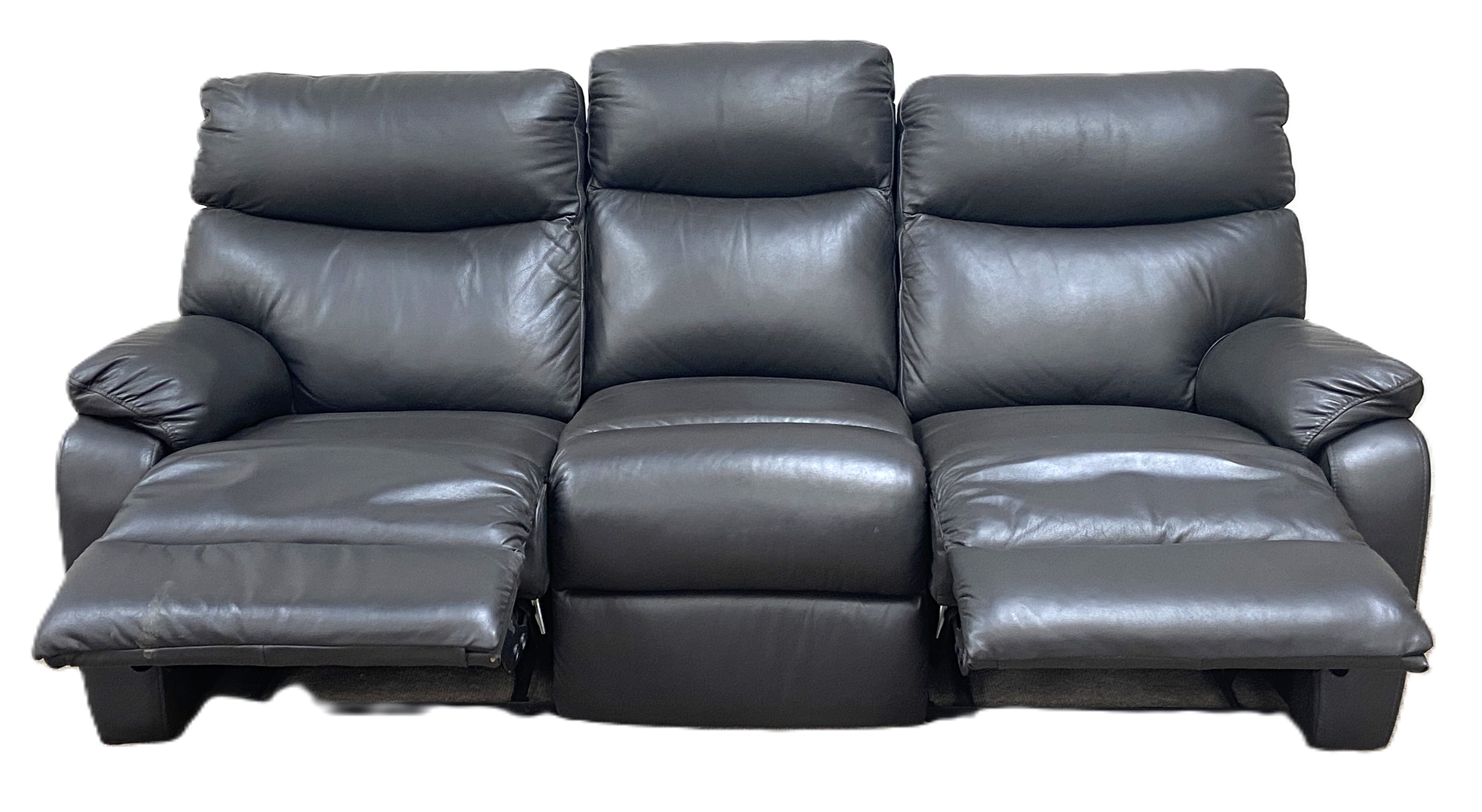A modern three seat black leather reclining sofa, with two adjustable foot rests - Image 6 of 7