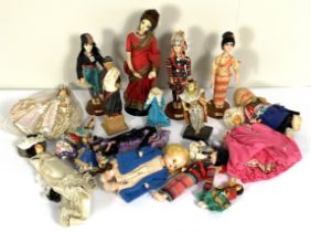 Collection of assorted small collector’s dolls, including bridal figures and similar (a lot)