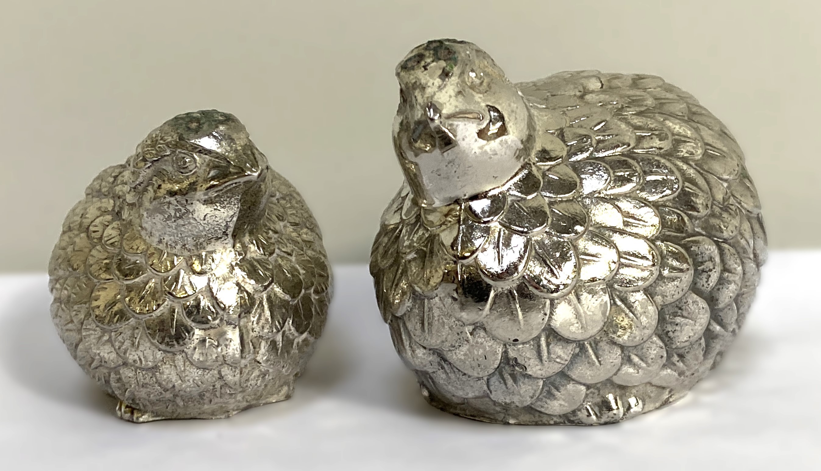 Assorted silver plate, including a Georgian style tea kettle on stand, a pair of table decorations - Image 6 of 11