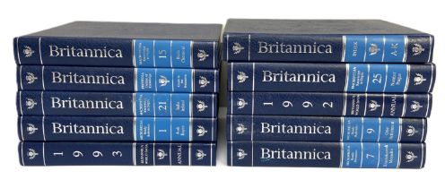 Encyclopedia Britannica, The New 15th Edition, in blue, 35 volumes, generally good overall