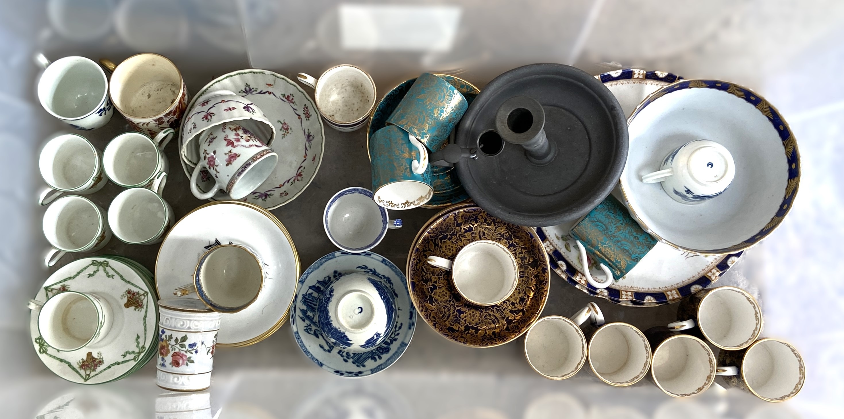 A selection of ceramics, including early blue and white Worcester, and various coffee cans and - Image 4 of 4