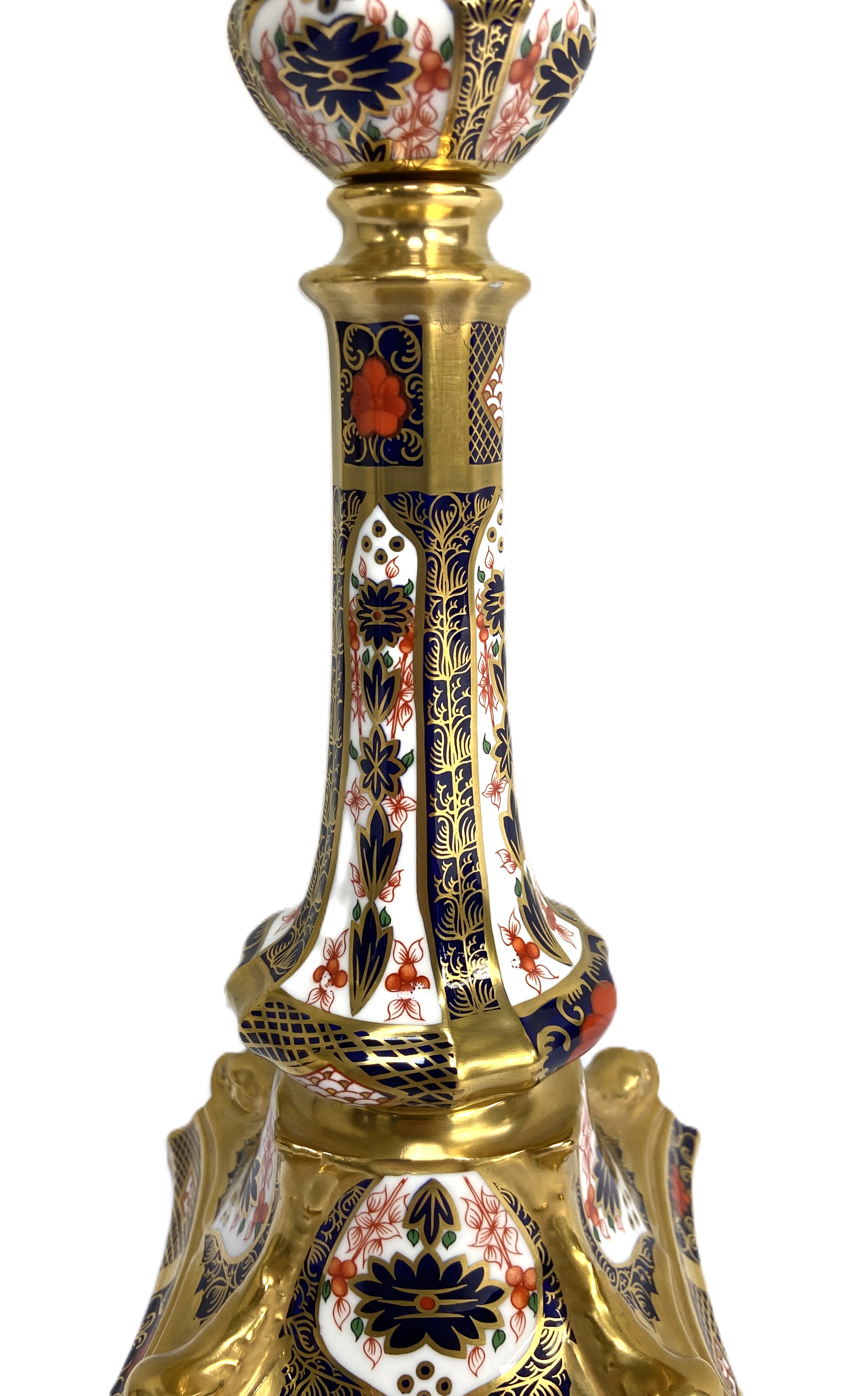 A Royal Crown Derby Imari patterned bone china candlestick, modern, pattern 1128, XLVIII - Image 4 of 5