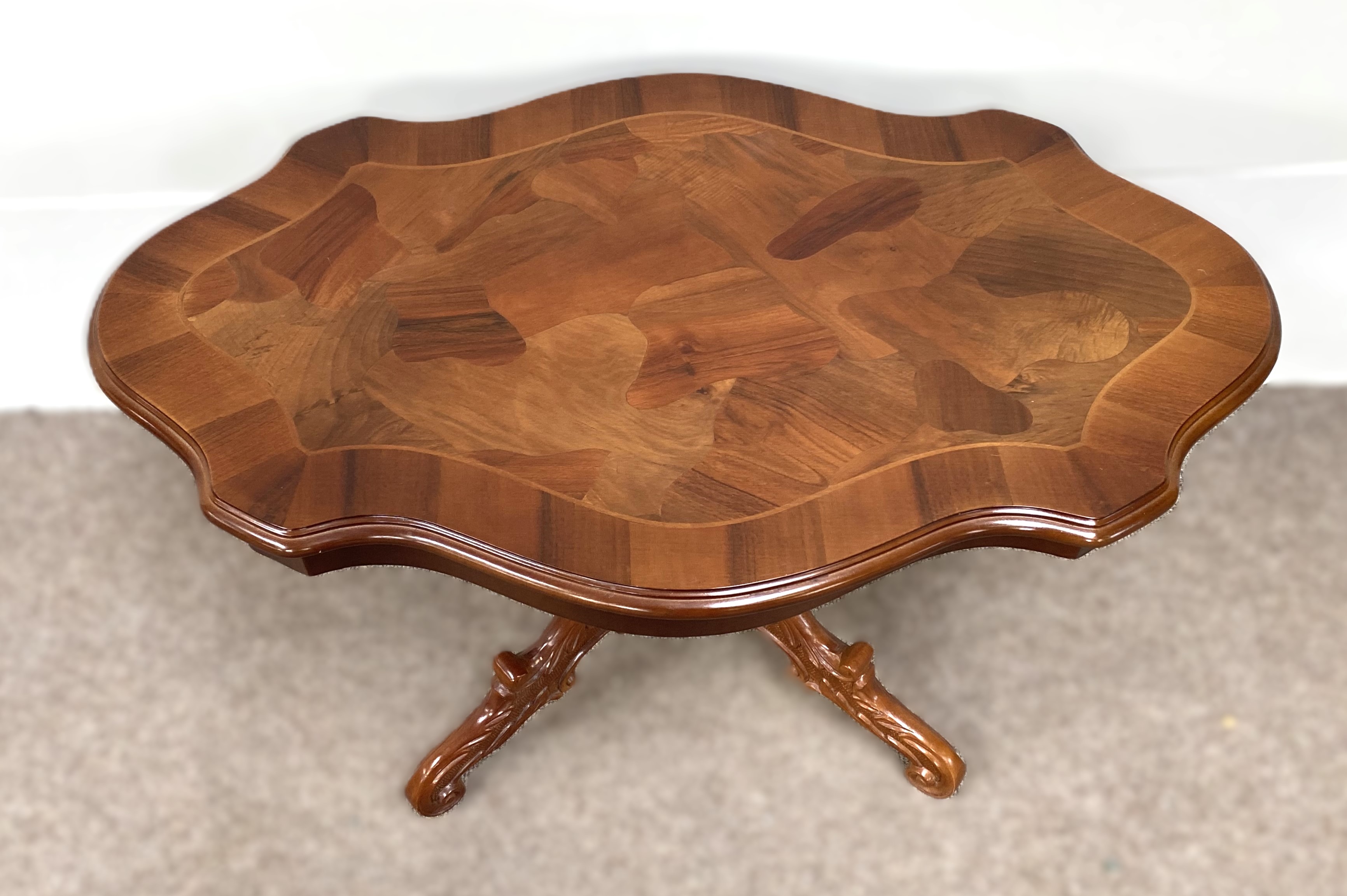 A modern inlaid coffee table and two similar occasional tables (3) - Image 4 of 6