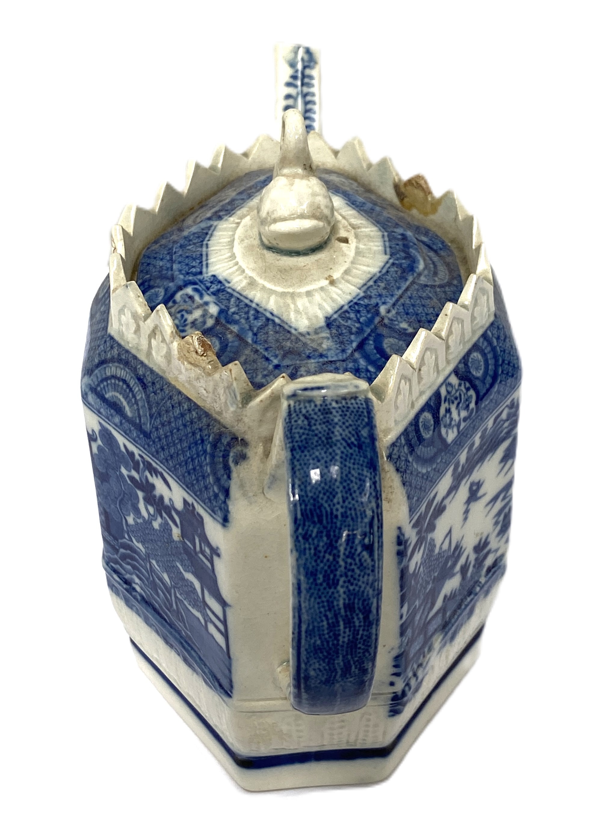 A large 19th century blue and white ‘Willow Pattern’ meat dish, by J.Meir & Sons, of typical form - Image 13 of 13