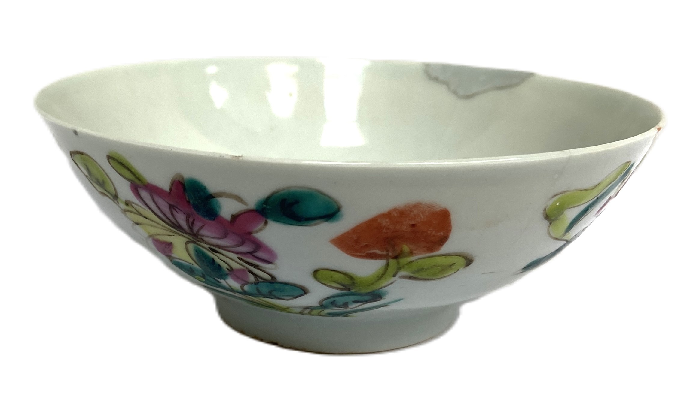 A Chinese export famille verte porcelain punch bowl, probably Qianlong, 18th century, decorated with - Image 6 of 7