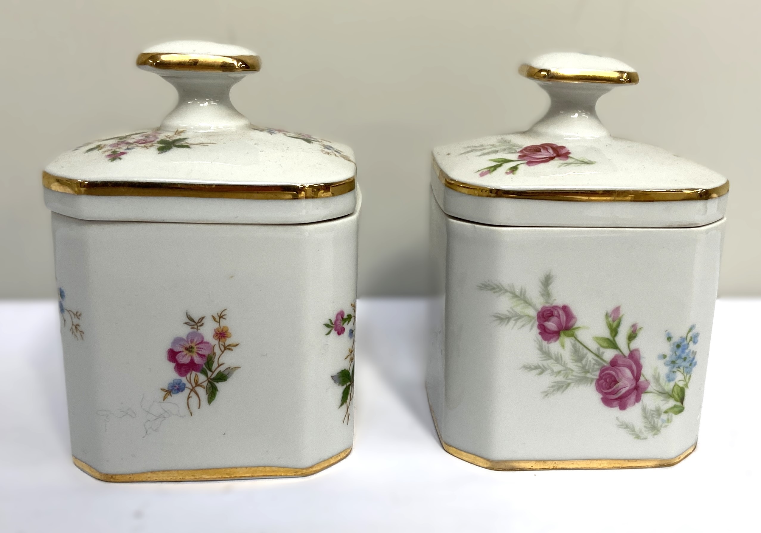 A quantity of assorted ceramics, including a two handled porcelain tray, decorated with sprays of - Image 3 of 8