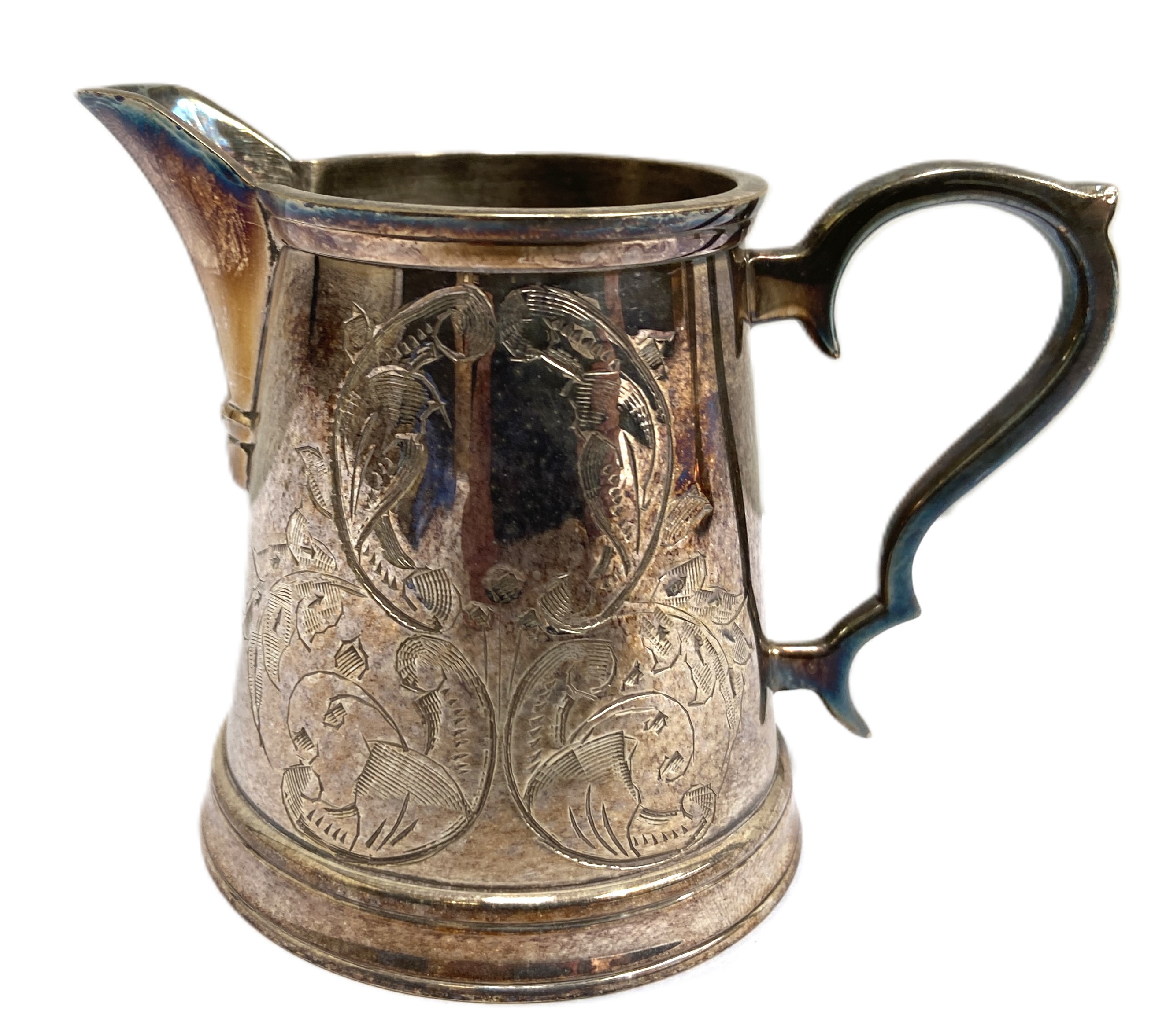 A quantity of assorted silver plate and pewter, including various tankards, toast racks, rose - Image 5 of 7