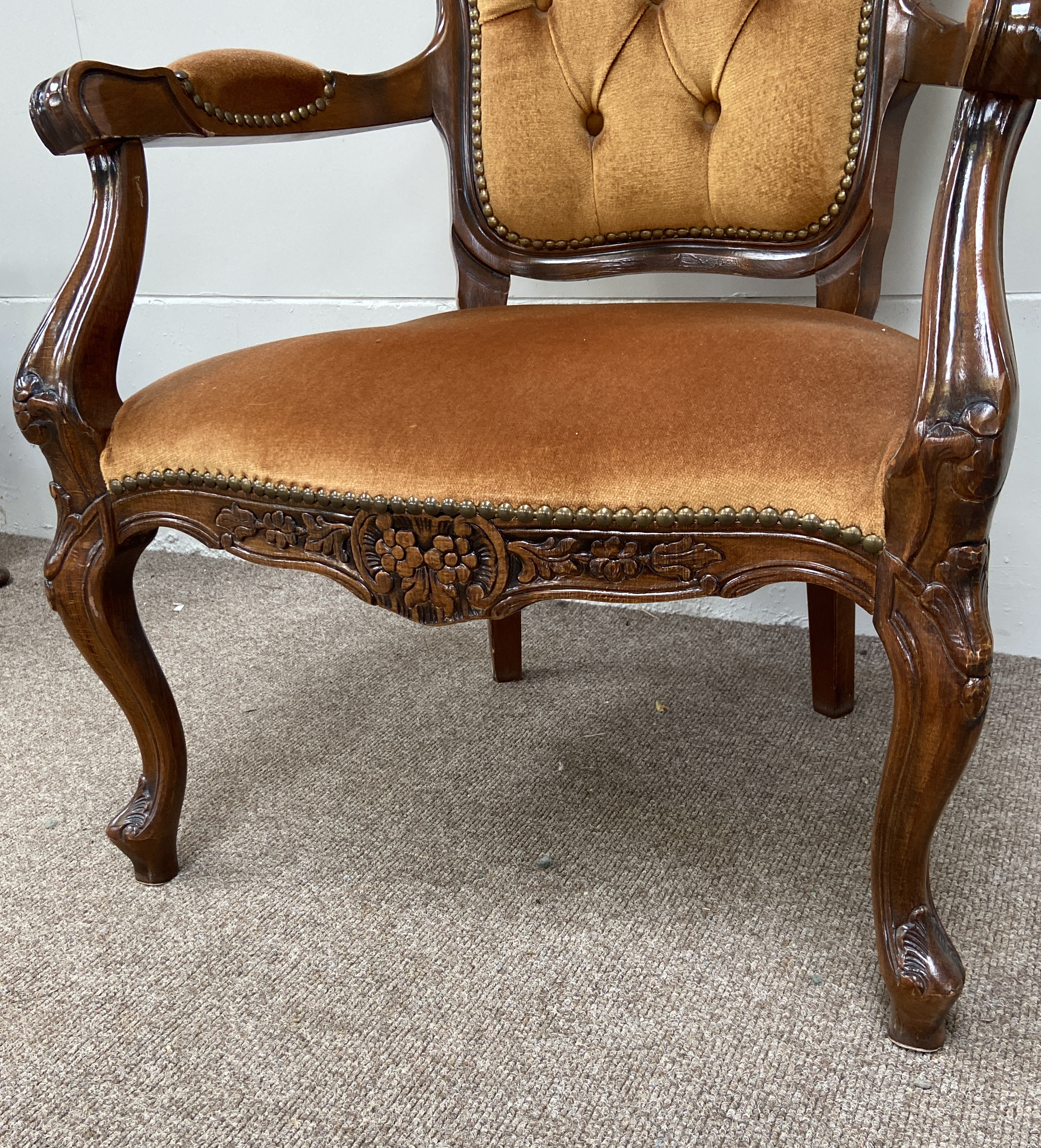 A Victorian style button upholstered easy chair, with padded arms and cabriole legs; also a piano - Image 3 of 5