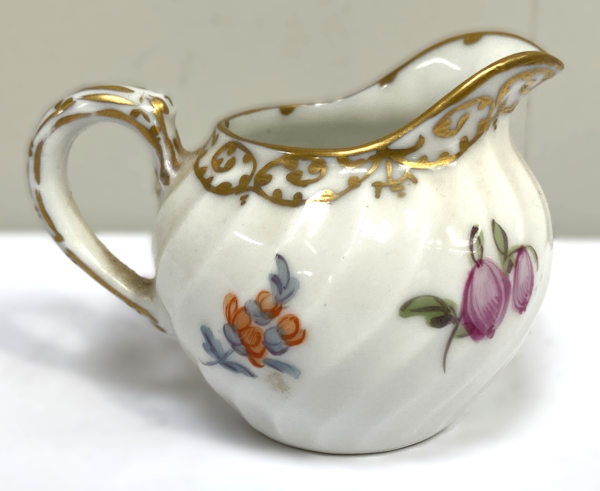 A Dresden porcelain part tea service, decorated with flowers, including a tray and other similar - Image 4 of 10