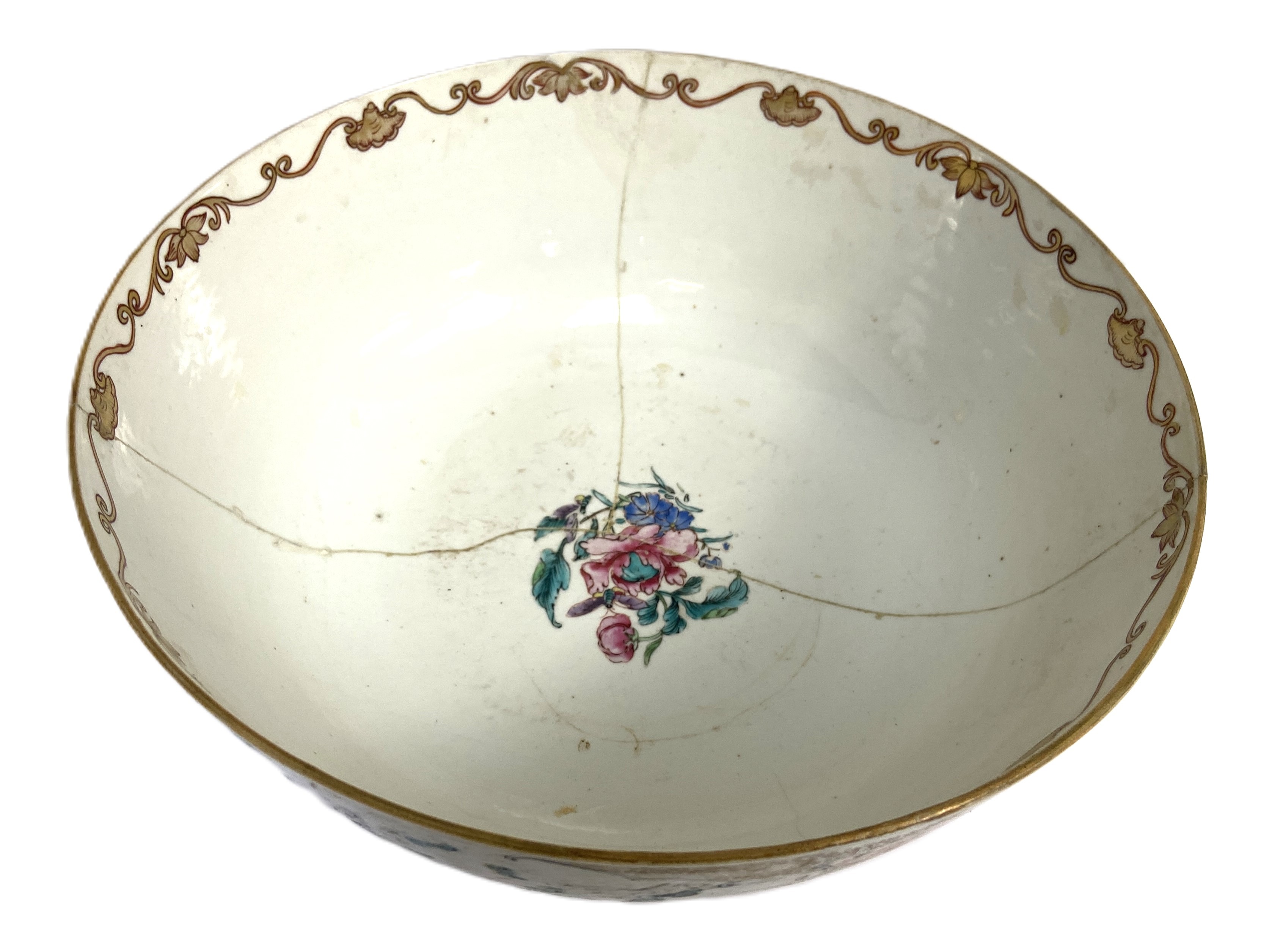 A Chinese export famille verte porcelain punch bowl, probably Qianlong, 18th century, decorated with - Image 3 of 7