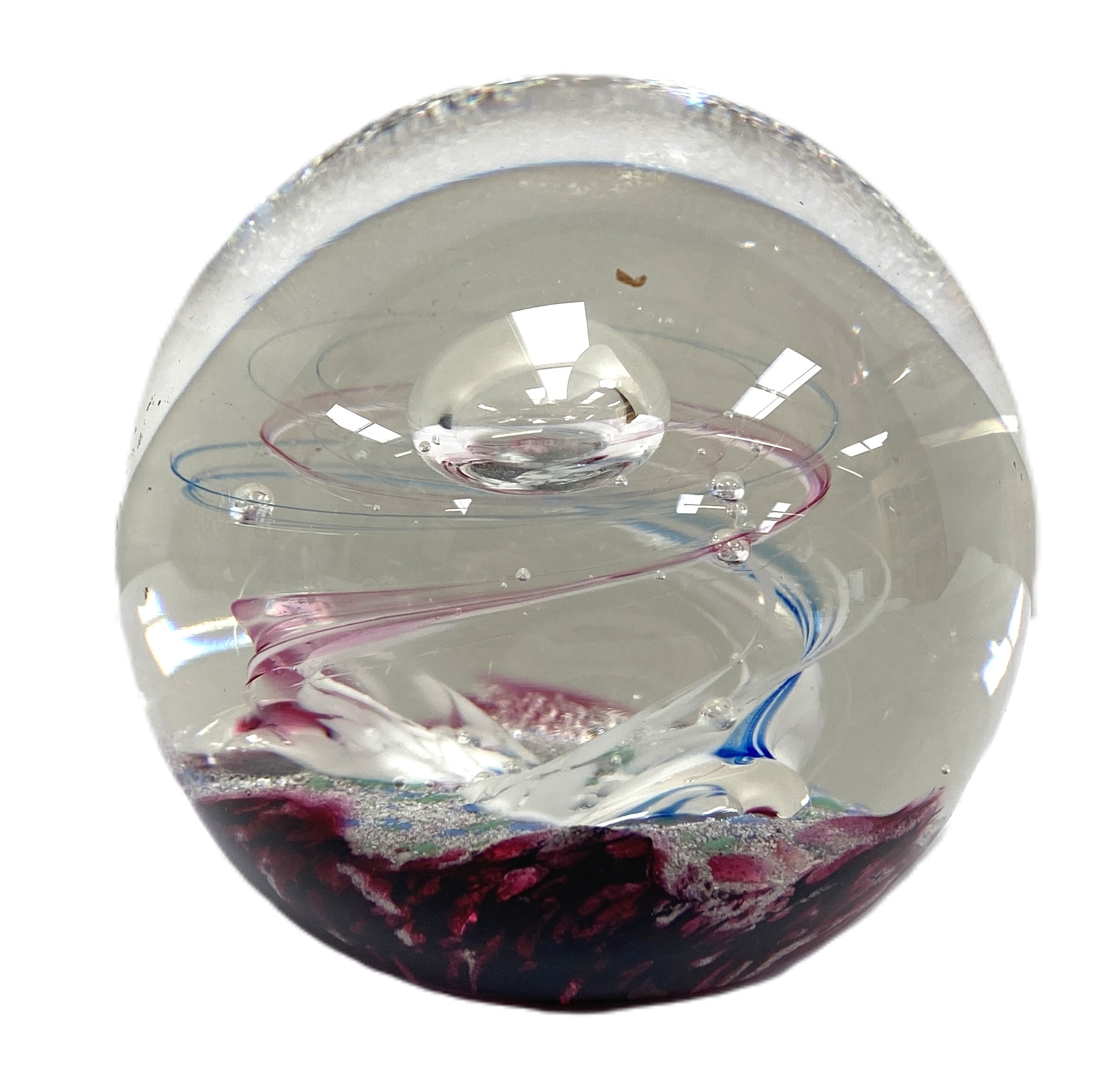 Four assorted glass decorative paperweights, together with a polished agate egg and a group of - Image 4 of 6