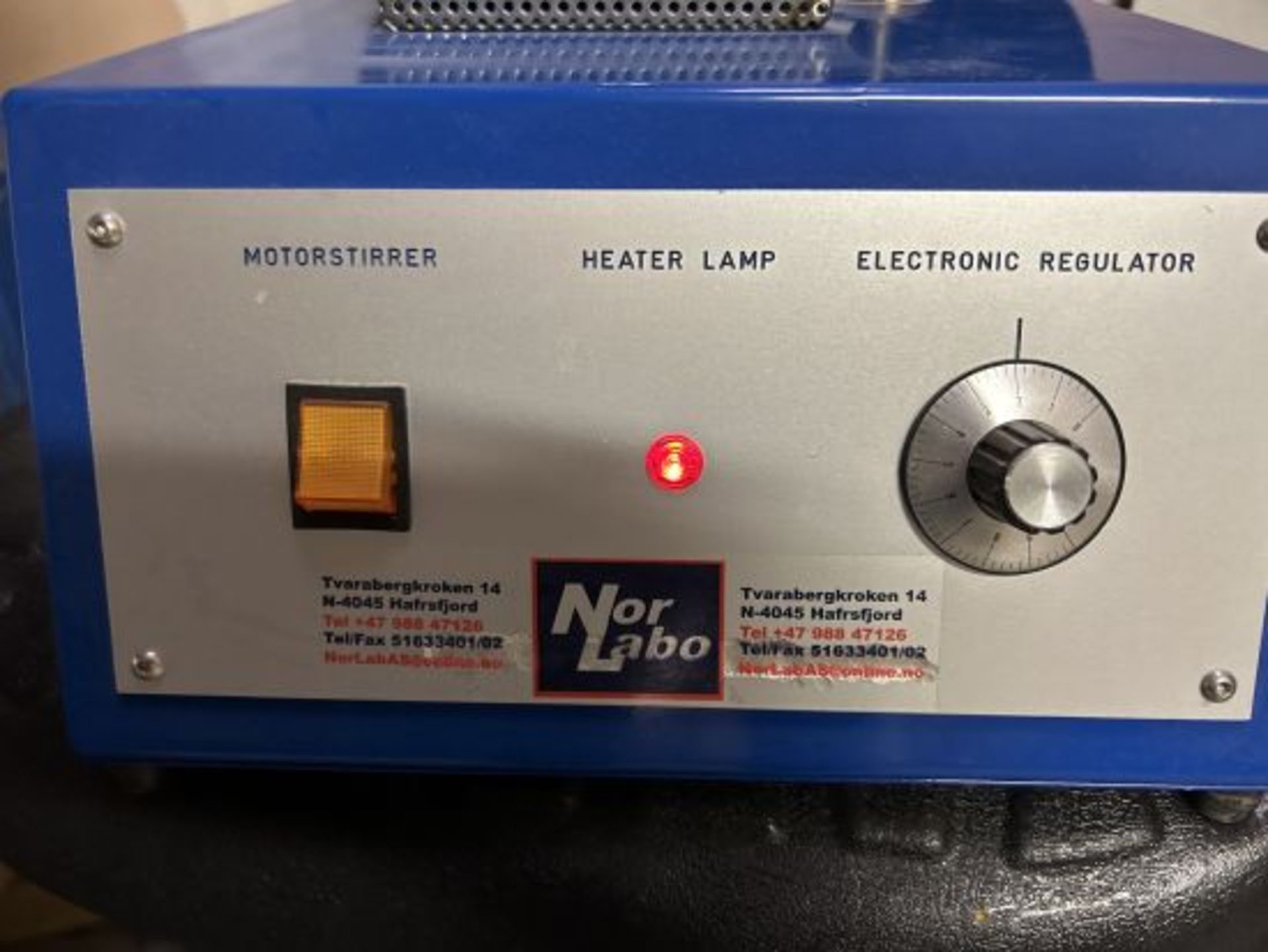 Nor Labo Stirrer with Heater Lamp. - Image 2 of 2