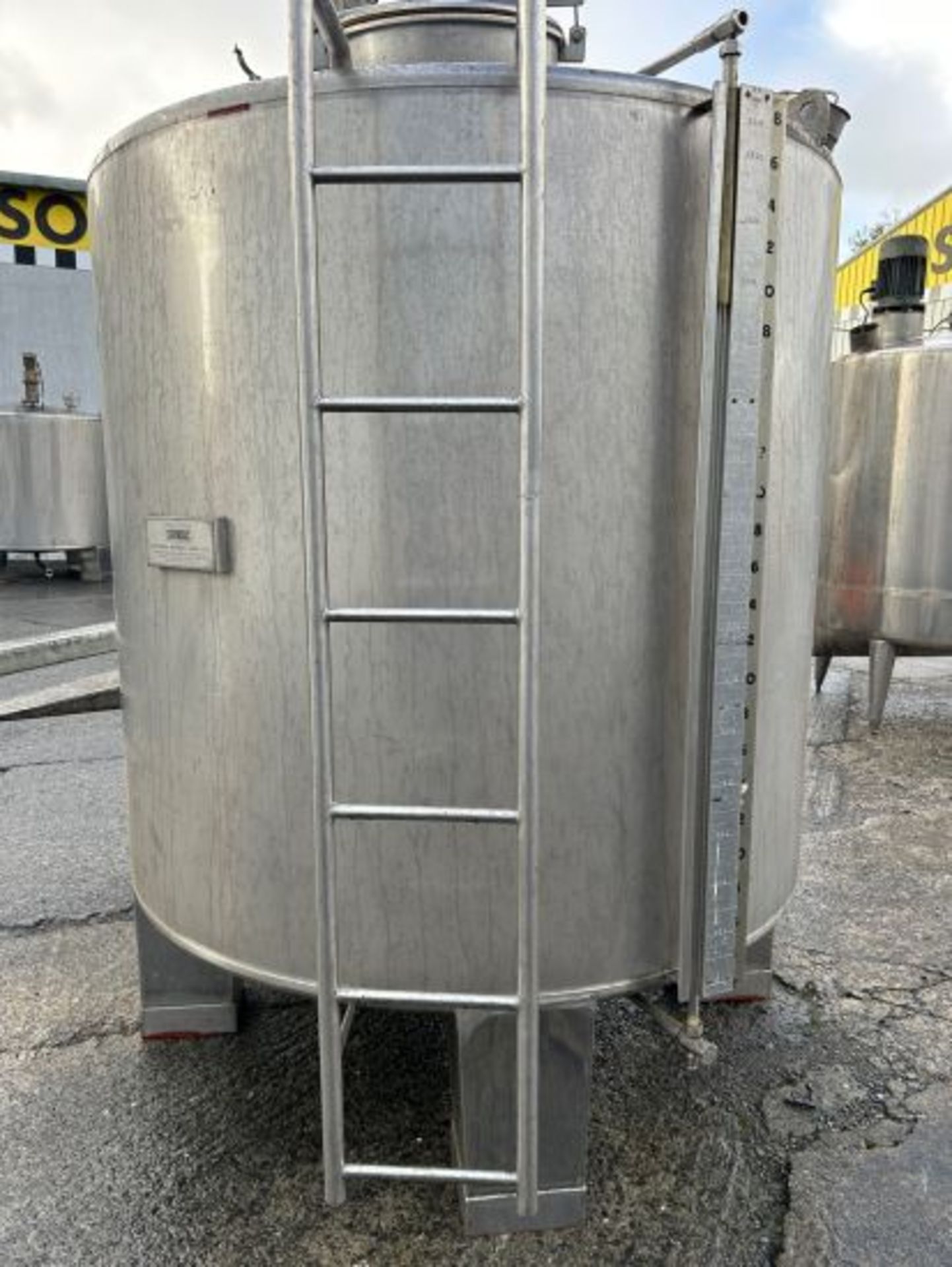 Cividac s/s tank with premier Colloid Mills ltd agitator, series 8000, volume: 3300 litre, - Image 2 of 2